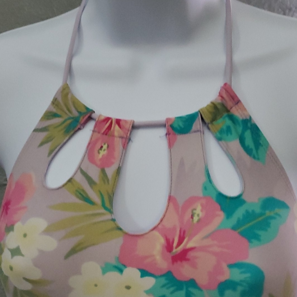 👙Girls size Lg 10/12 bathing suit👙 - Picture 3 of 5